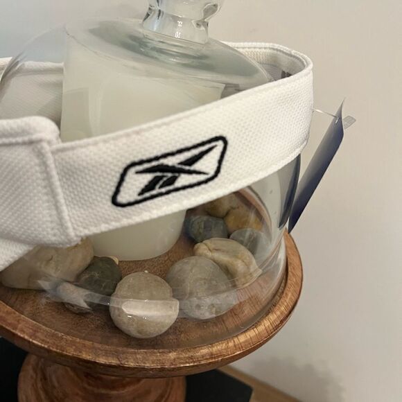 NWT Men’s Carolina Panthers Reebok NFL Team Apparel Flex Fit visor. - Picture 2 of 8